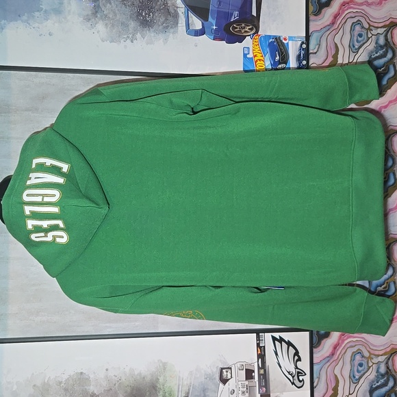 L Philadelphia Eagles NFL Vintage-Style Game Day Hoodie - Picture 5 of 9